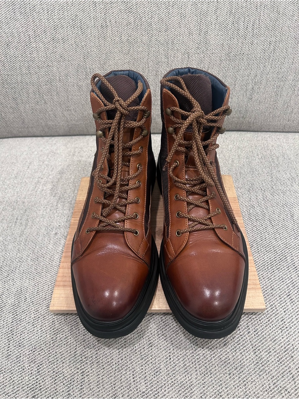 Vintage Foundry Co. Thundra Boots Sz 9 Brown Leather